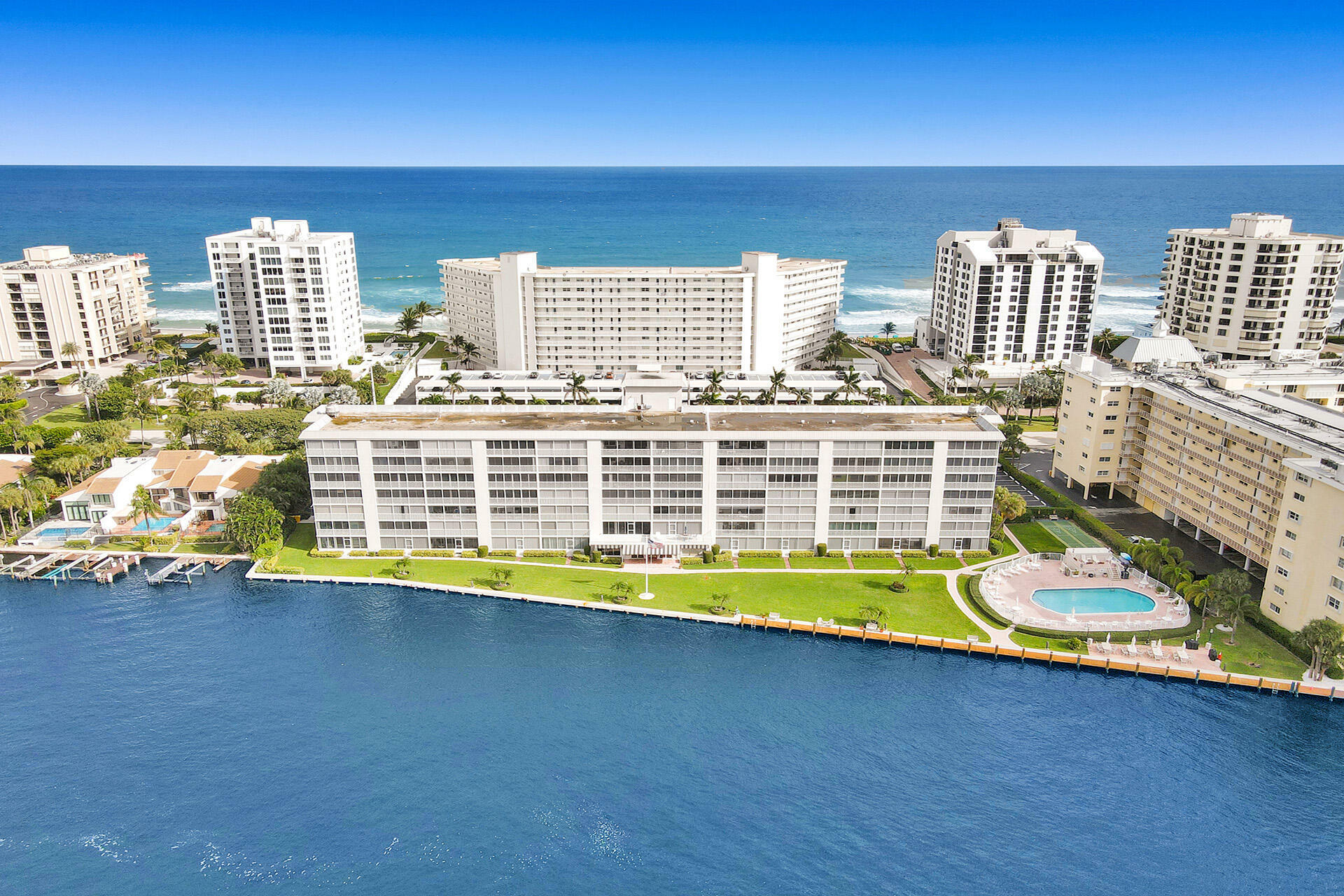 Property Photo:  3100 S Ocean Boulevard 4040  FL 33487 