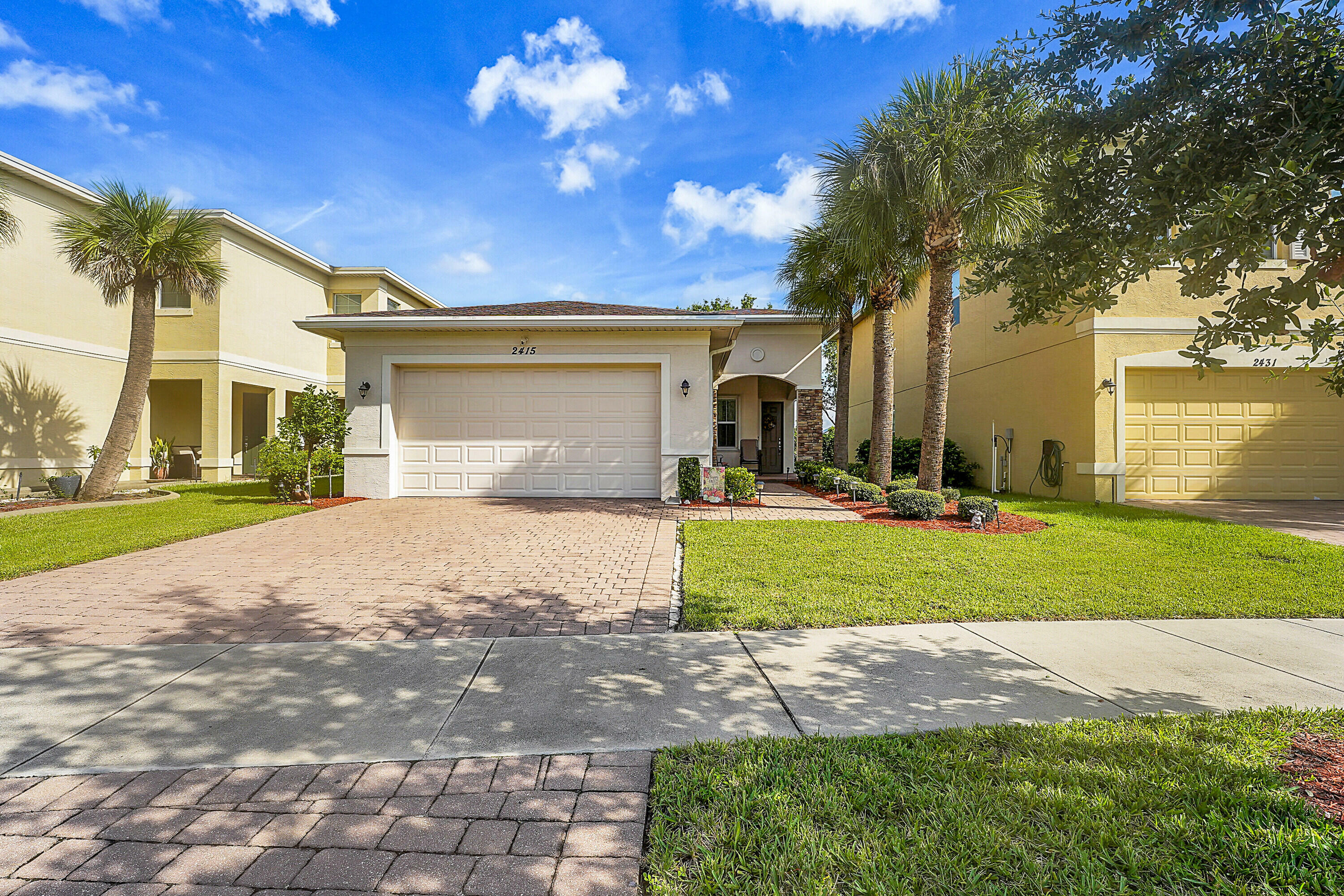 Property Photo:  2415 NW Padova Street  FL 34986 