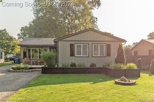 Property Photo:  8667 Rushview Drive  MI 48169 