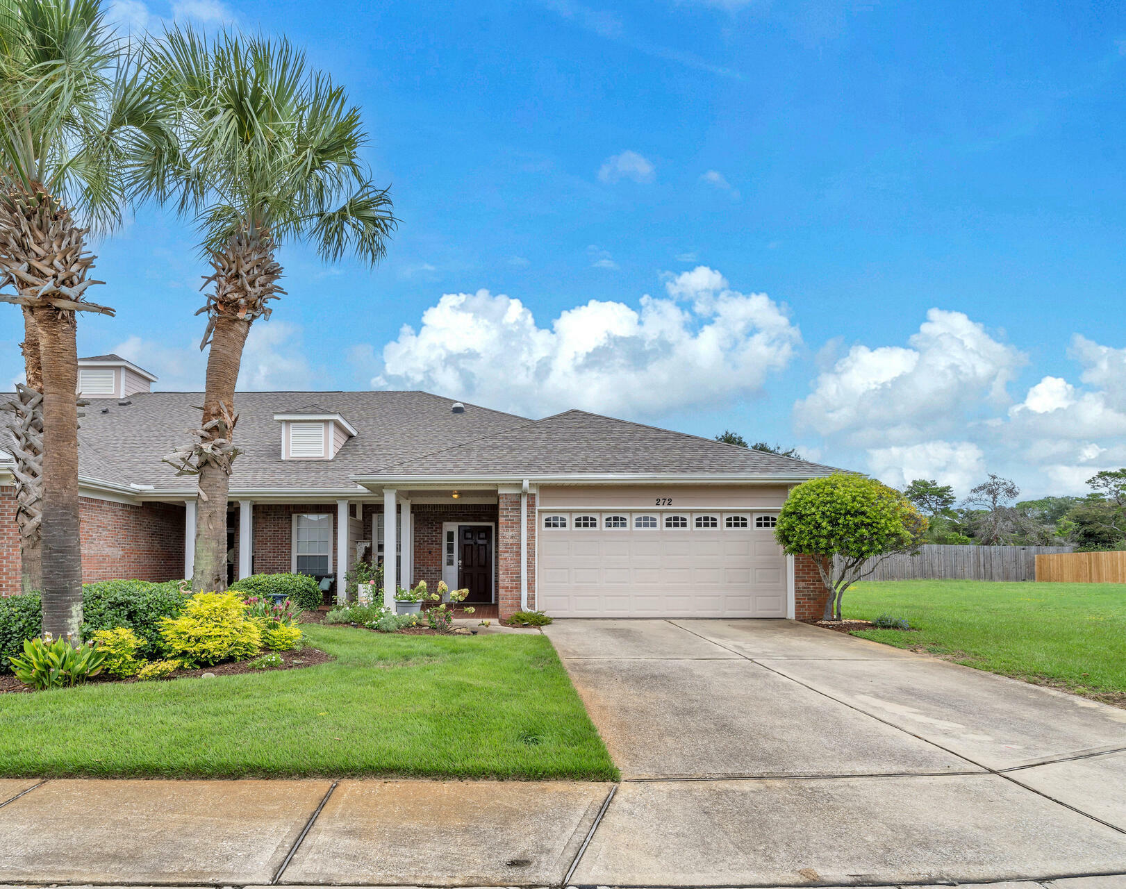 Property Photo:  272 Diamond Cove  FL 32541 