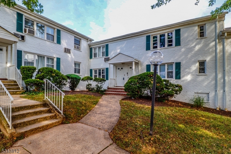 Property Photo: 20 Garfield Park A NJ 08837