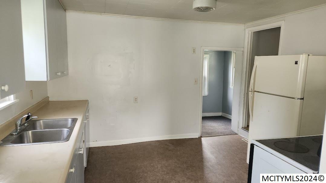 Property Photo:  621 S Van Buren  IA 50401 