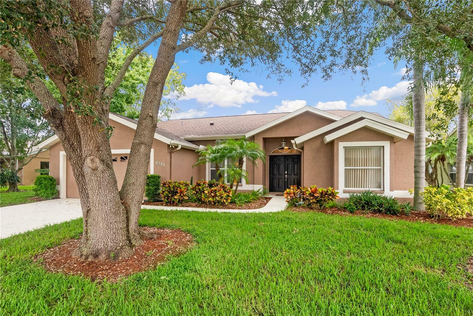 Property Photo:  3805 Garden Lakes Estates Drive  FL 34203 