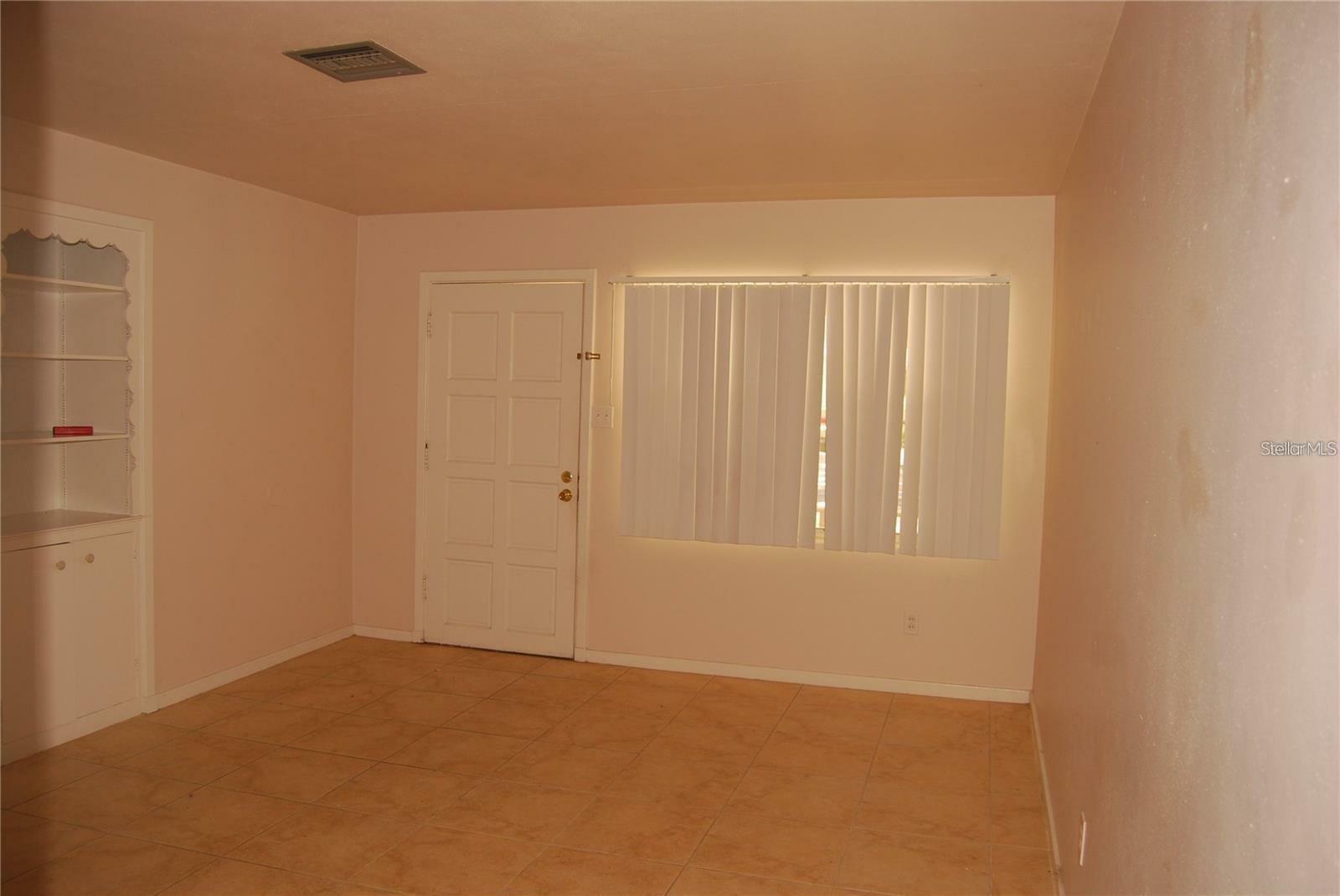 Property Photo:  410 Allamanda Drive  FL 33803 