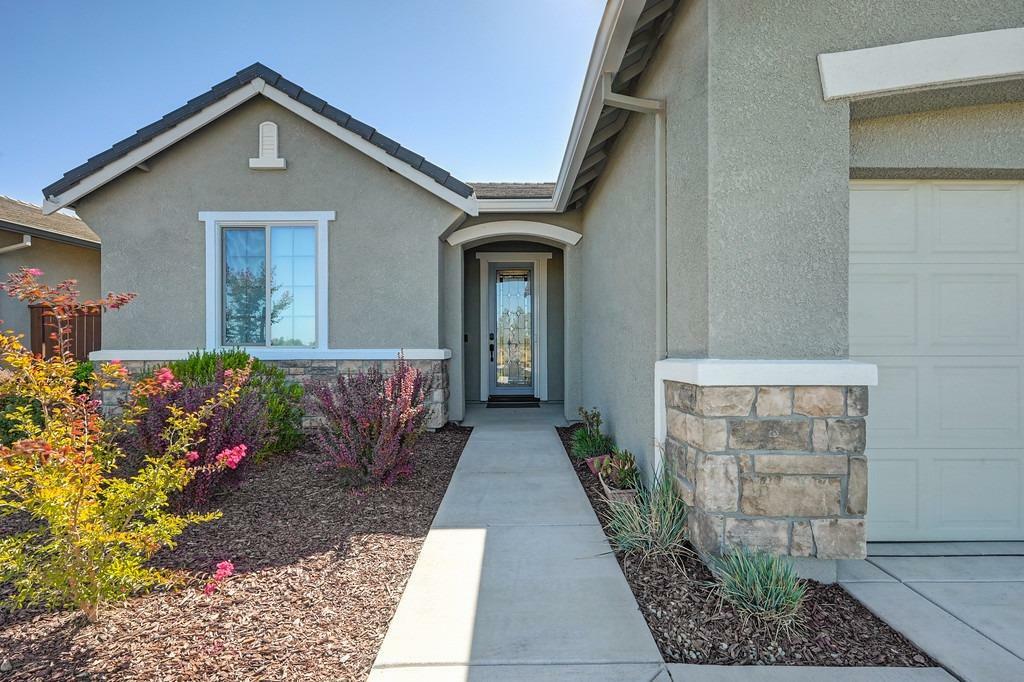 Property Photo:  7387 Woodland Star Way  CA 95829 