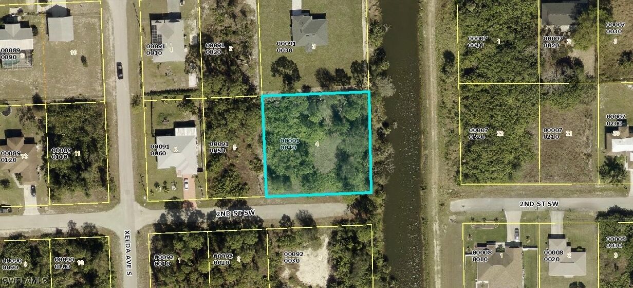 Property Photo: 3700 2nd Street SW FL 33976