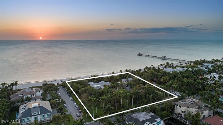 Property Photo: 20 14th Avenue S FL 34102