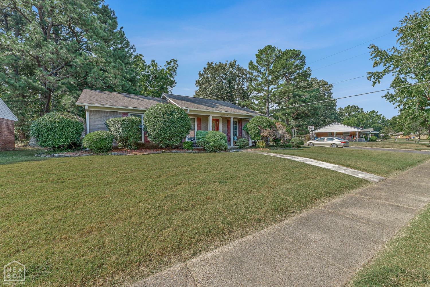 Property Photo:  1609 Georgia Drive  AR 72401 