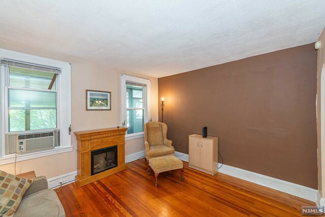 Property Photo:  44 Frances Street  NJ 07014 