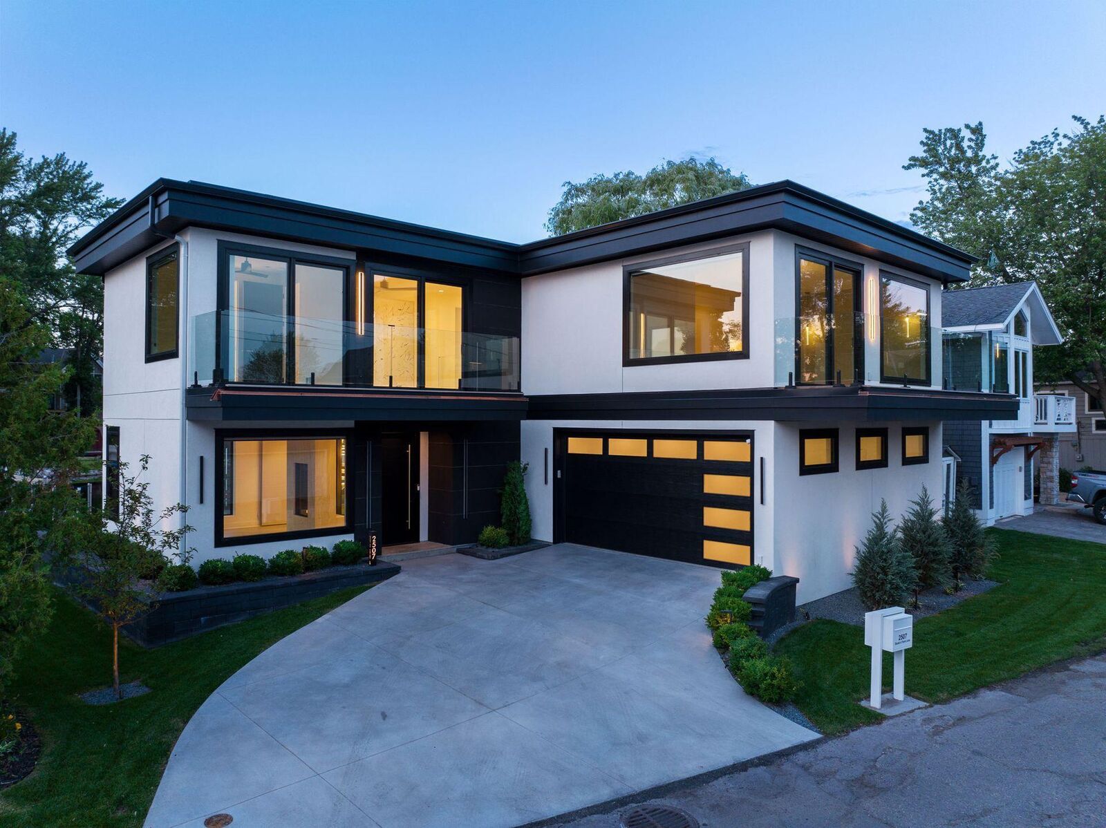 Property Photo: 2507 Bantas Point Lane MN 55391