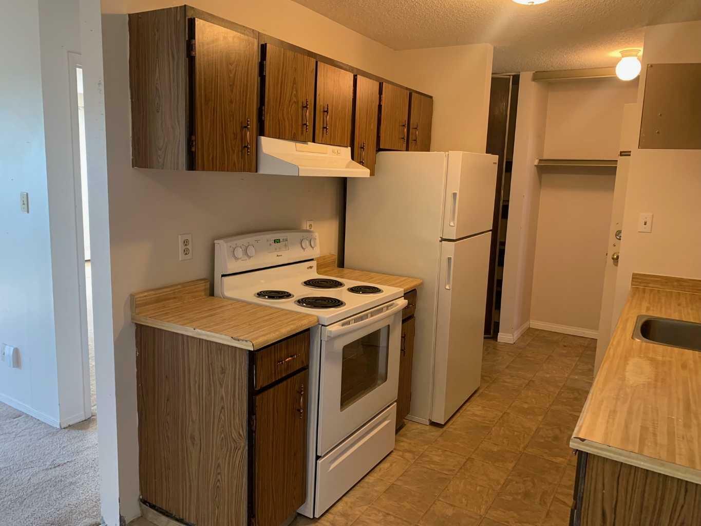Photo de la propriété: 5611 9 Avenue 109B AB T7E 1R5