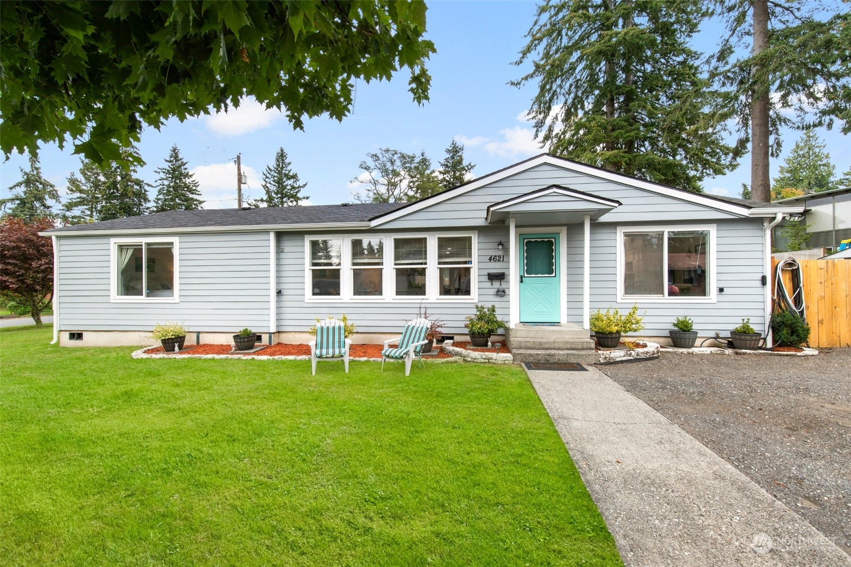 Property Photo: 4621 Delaware Avenue WA 98203