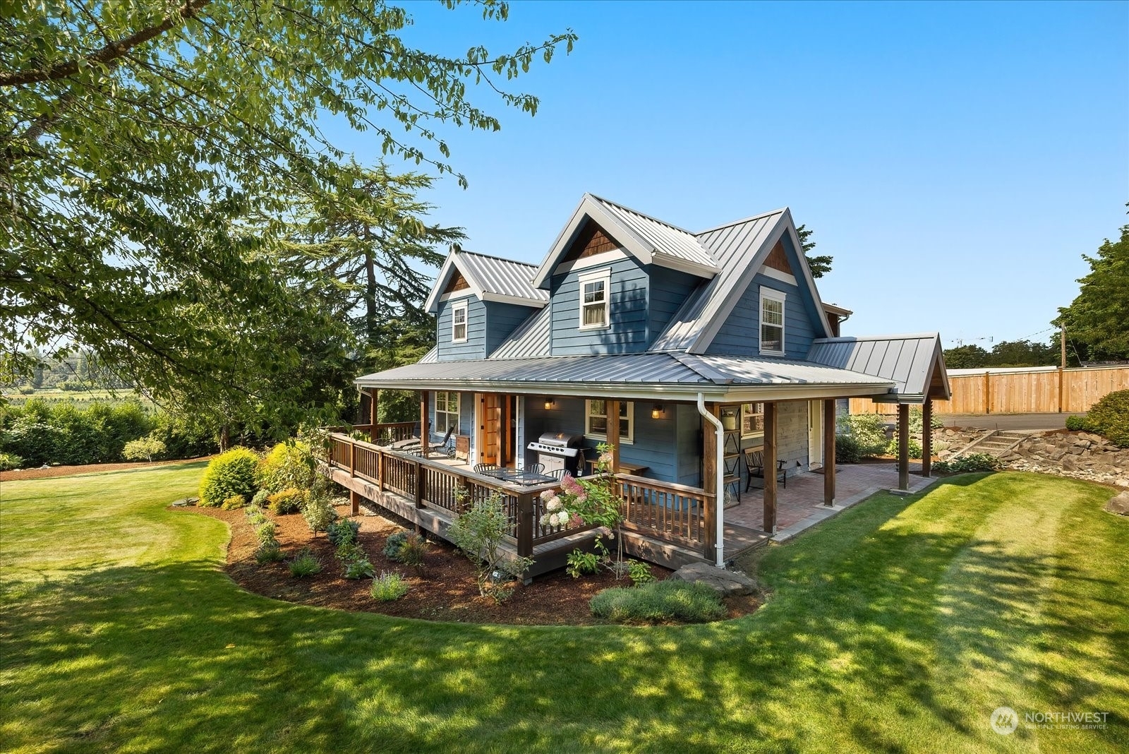 Property Photo:  14032 Woodinville Redmond Road NE  WA 98052 