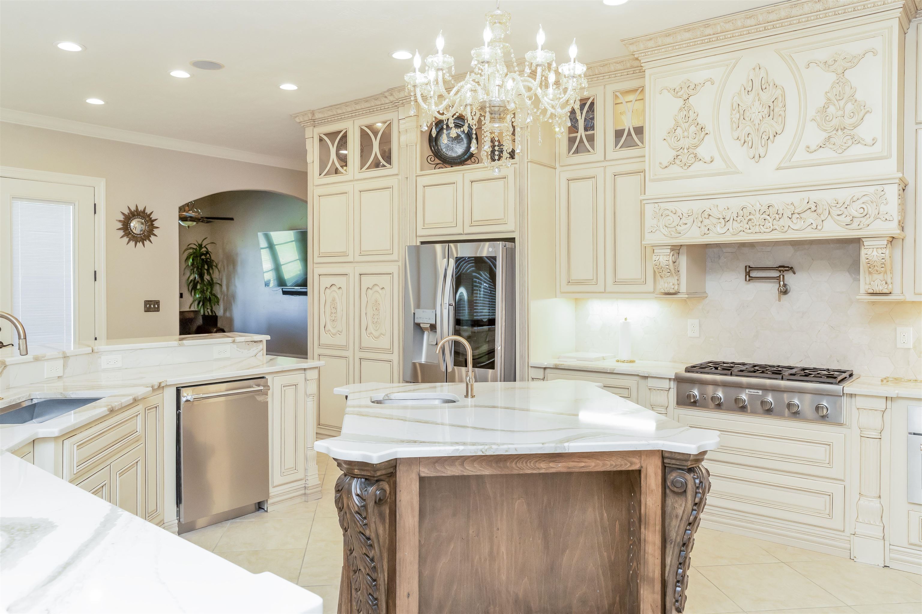 10940 Sheila Ct  Beaumont TX 77705 photo