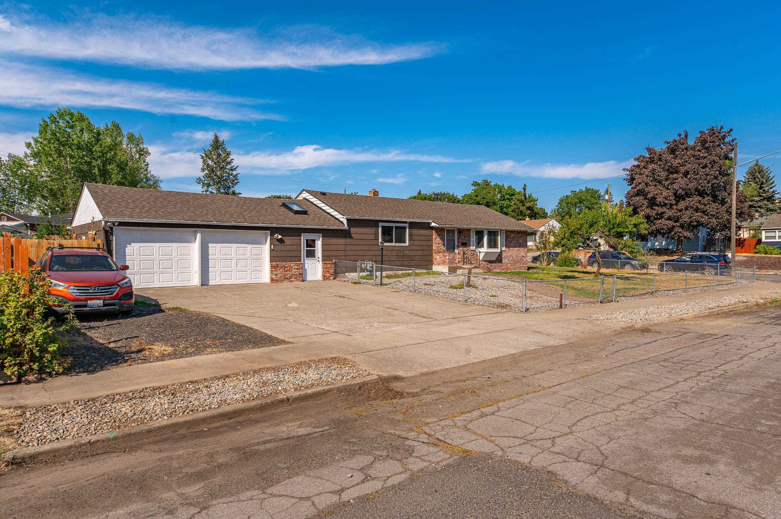 Property Photo:  6019 N Lindeke St  WA 99205 