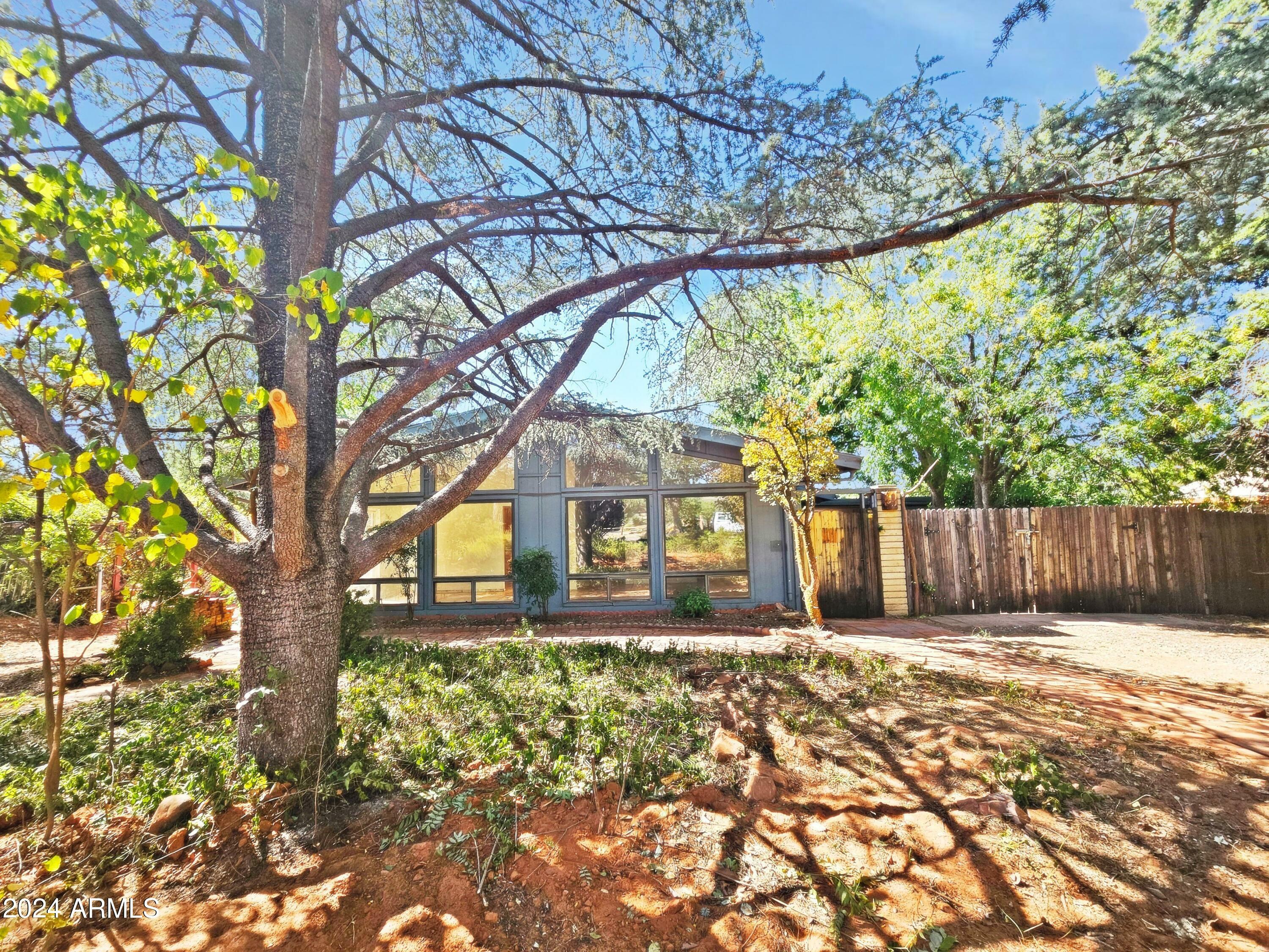 Property Photo:  21 Hummingbird Circle  AZ 86336 