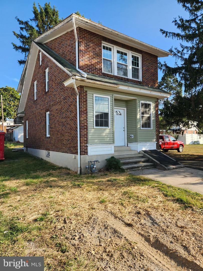 Property Photo:  1409 Elizabeth Avenue  PA 19605 