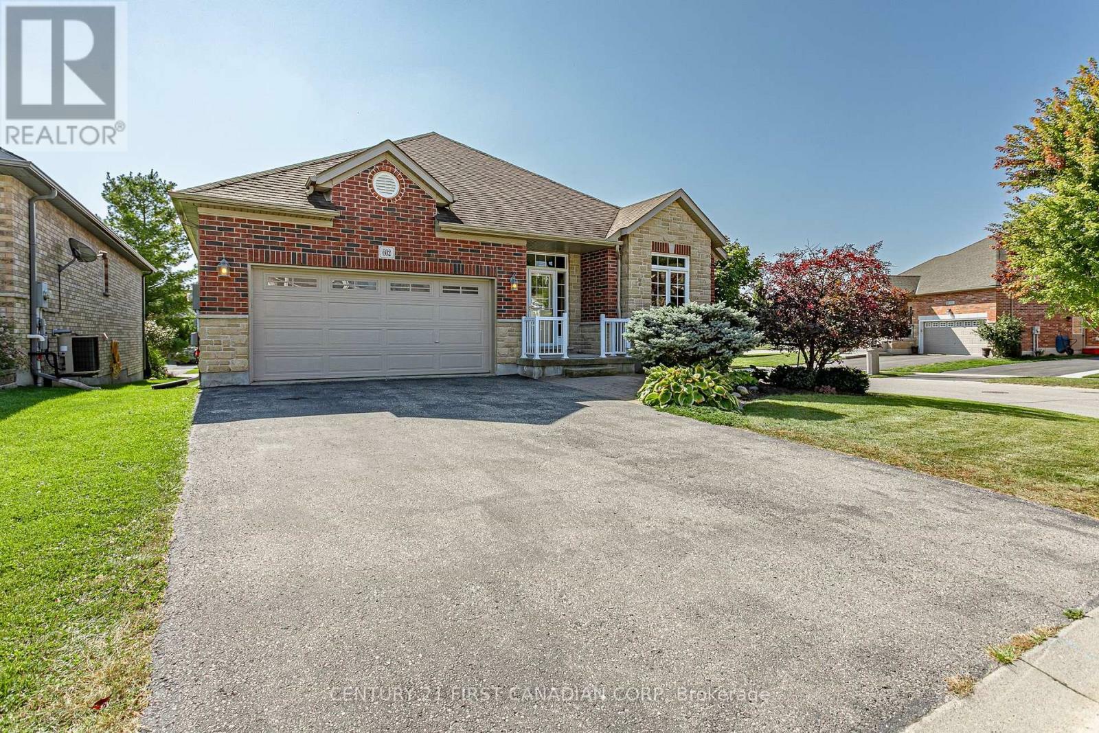 Photo de la propriété:  602 Fox Hollow Court  ON N4T 1W3 