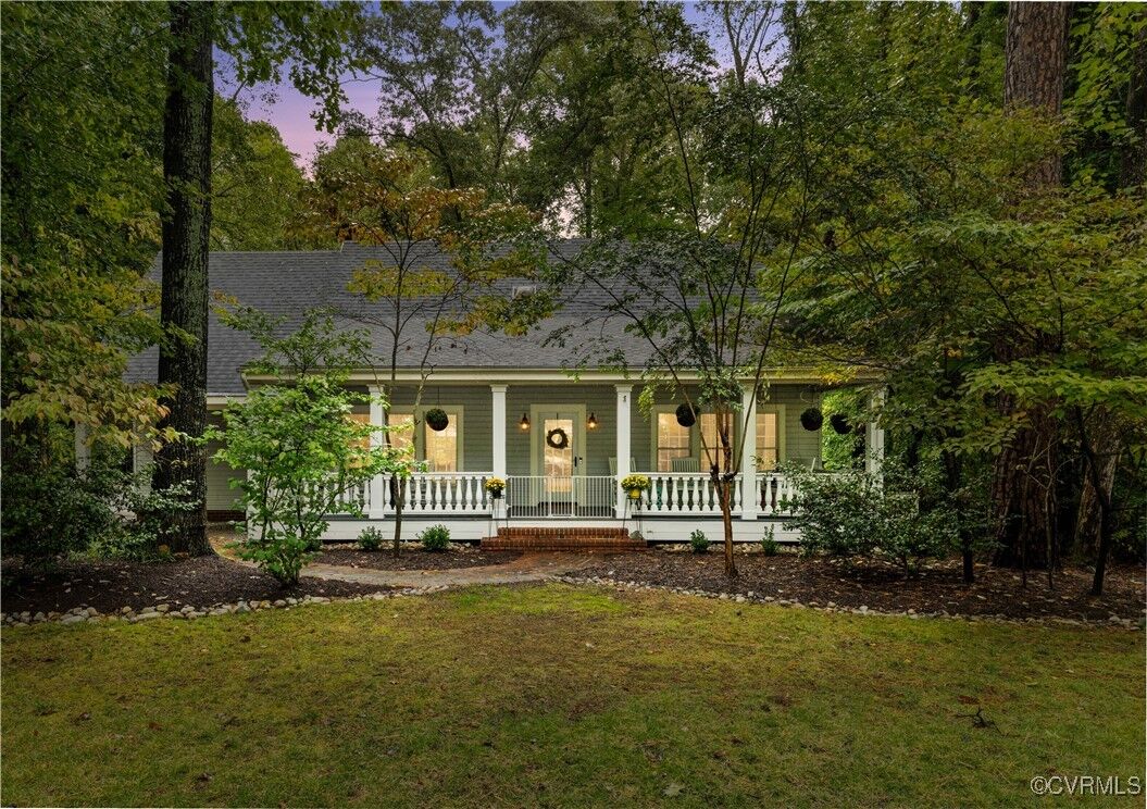 Property Photo:  10206 Pepperhill Lane  VA 23238 