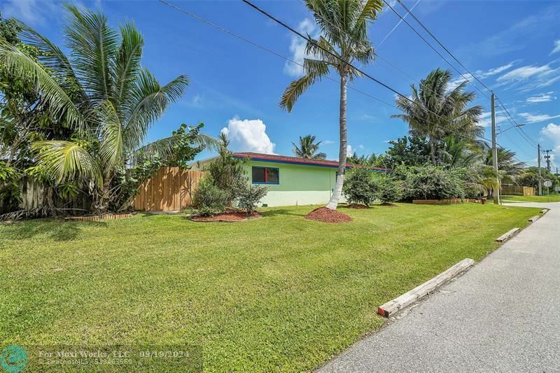 Property Photo:  345 SW 12th Ave  FL 33435 