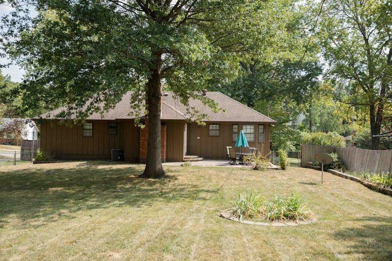 Property Photo:  416 SW Sunset Drive  MO 64081 