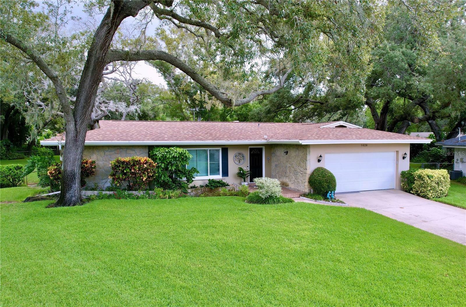 Property Photo:  1620 Harmony Dr  FL 33756 