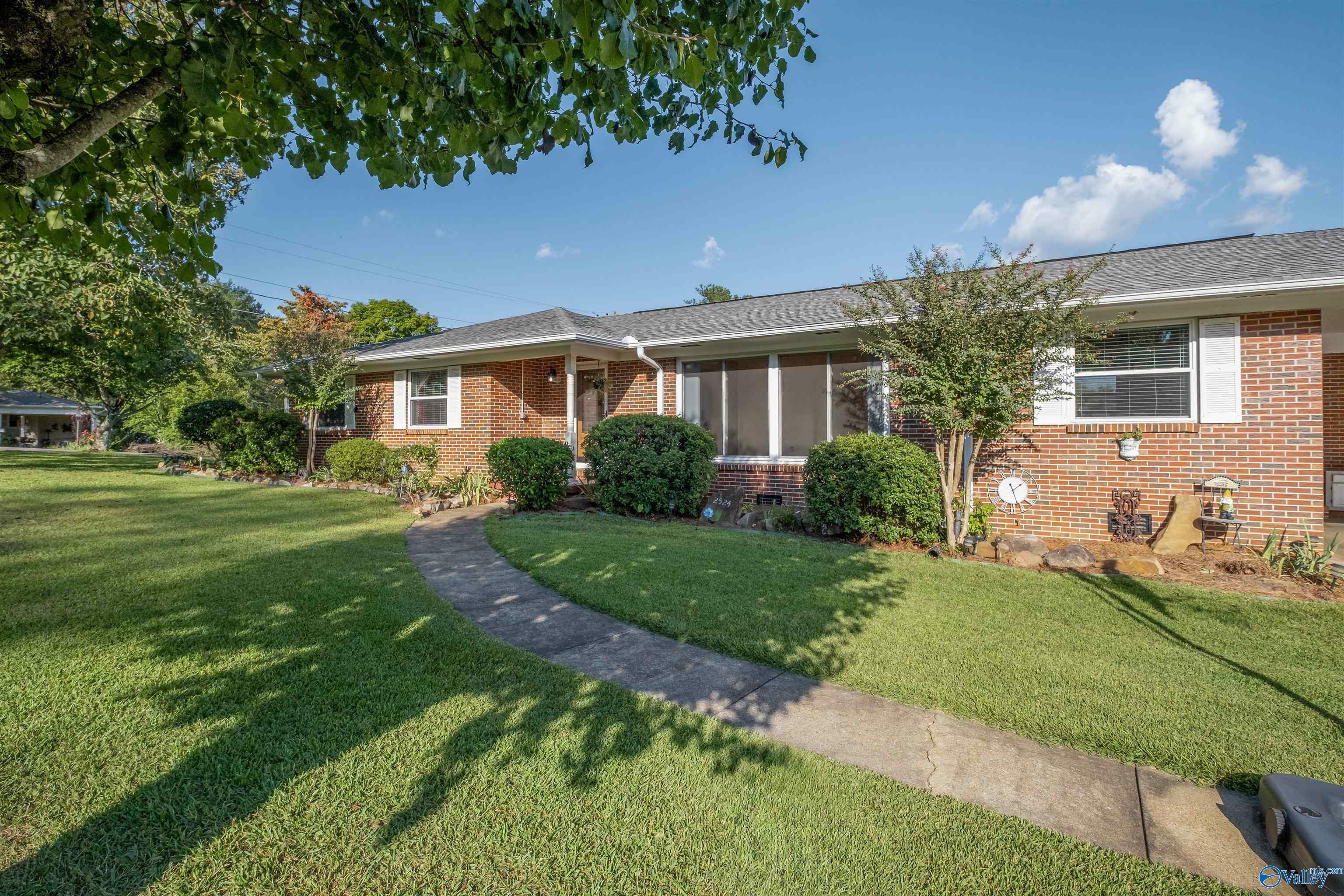 Property Photo:  2524 Skyway Street  AL 35904 