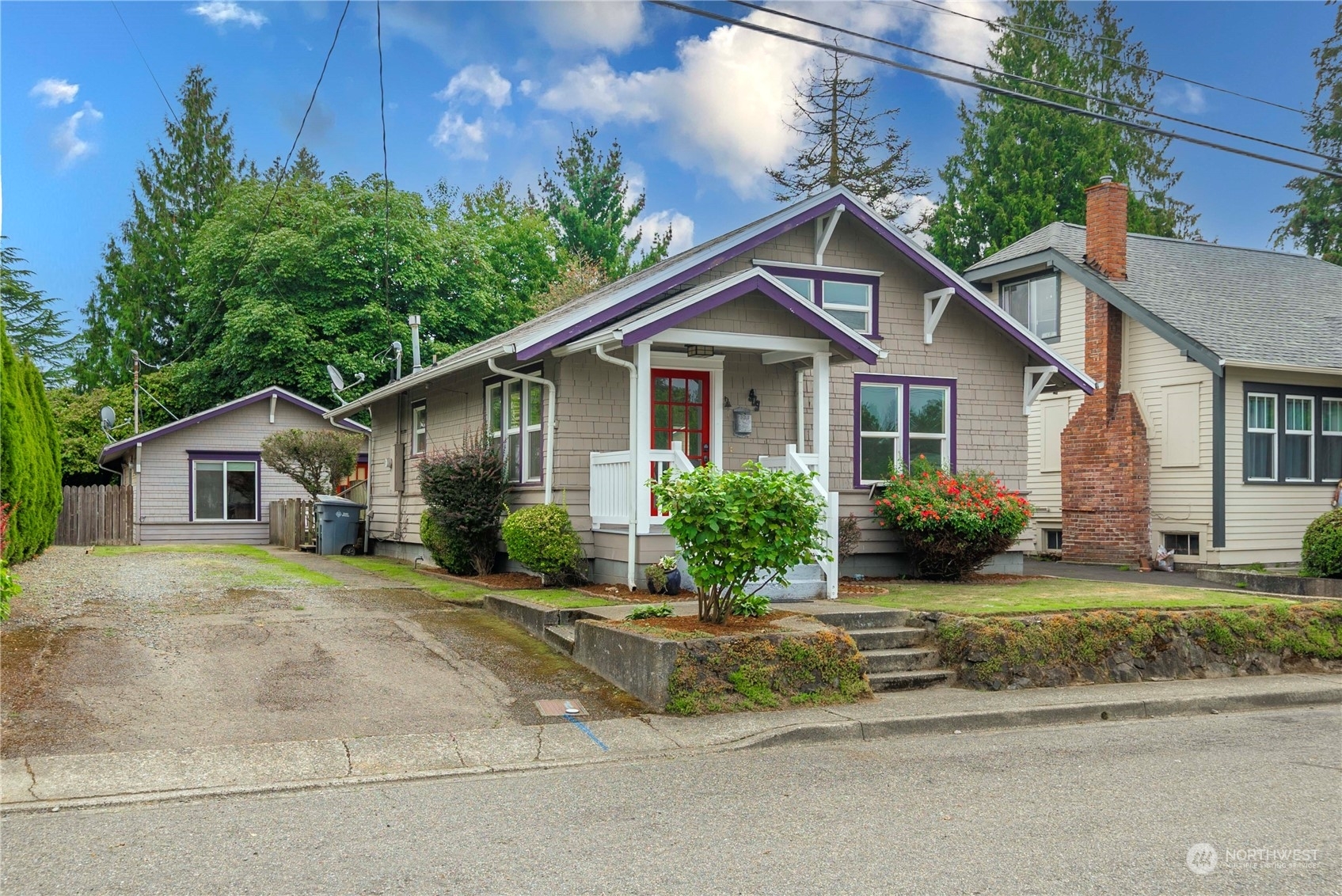 Property Photo:  509 Kincaid Avenue  WA 98390 