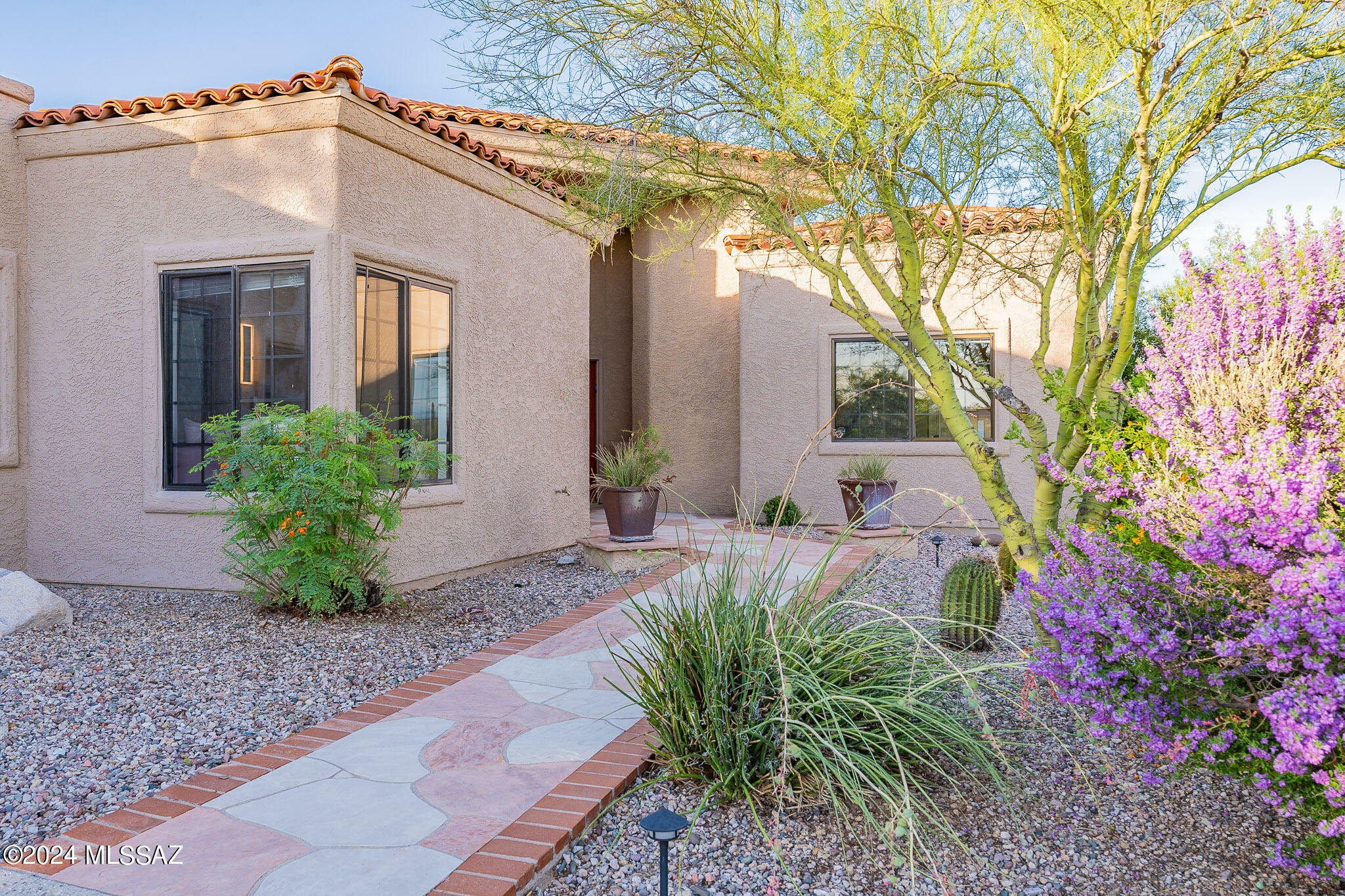 Property Photo:  3640 N Calle Agua Verde  AZ 85750 