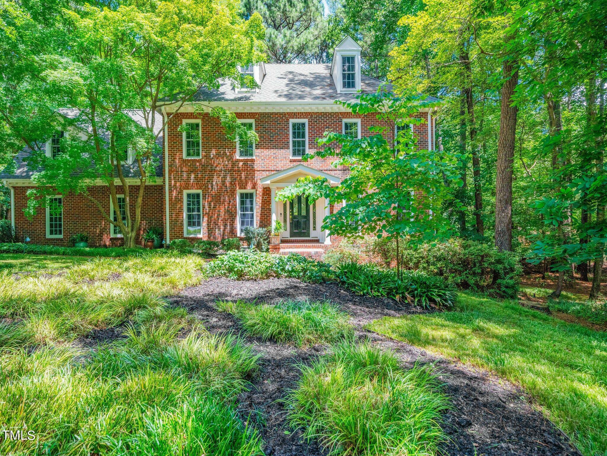 Property Photo: 2900 Kenwick Court NC 27613