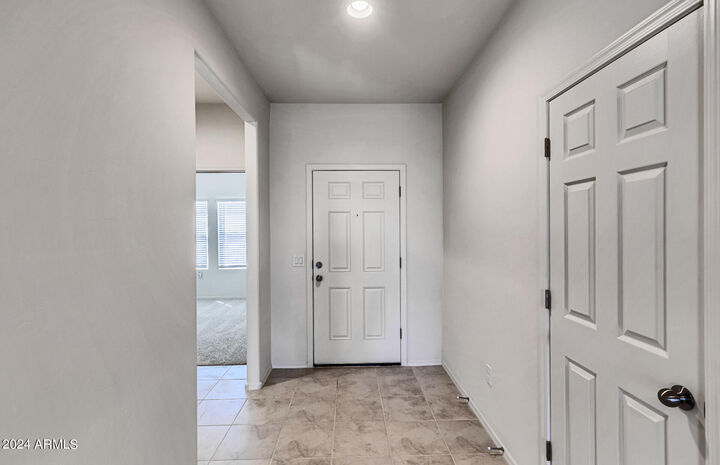 Property Photo:  25284 W Chanute Pass  AZ 85326 