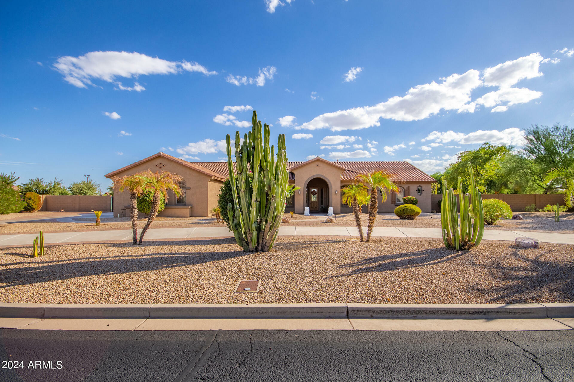 Property Photo:  14371 W Desert Cove Road  AZ 85379 