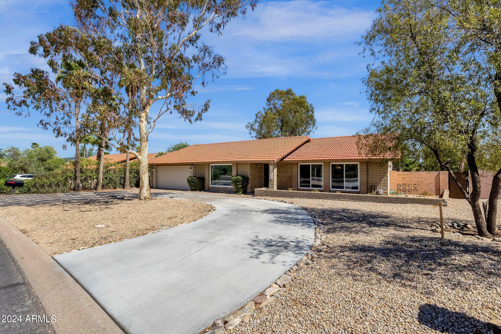 Property Photo:  14015 N Hampstead Drive  AZ 85268 