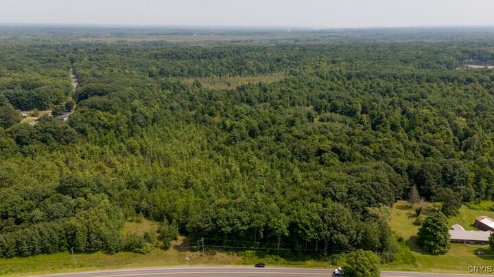 Property Photo:  00 Cr-12  NY 13132 