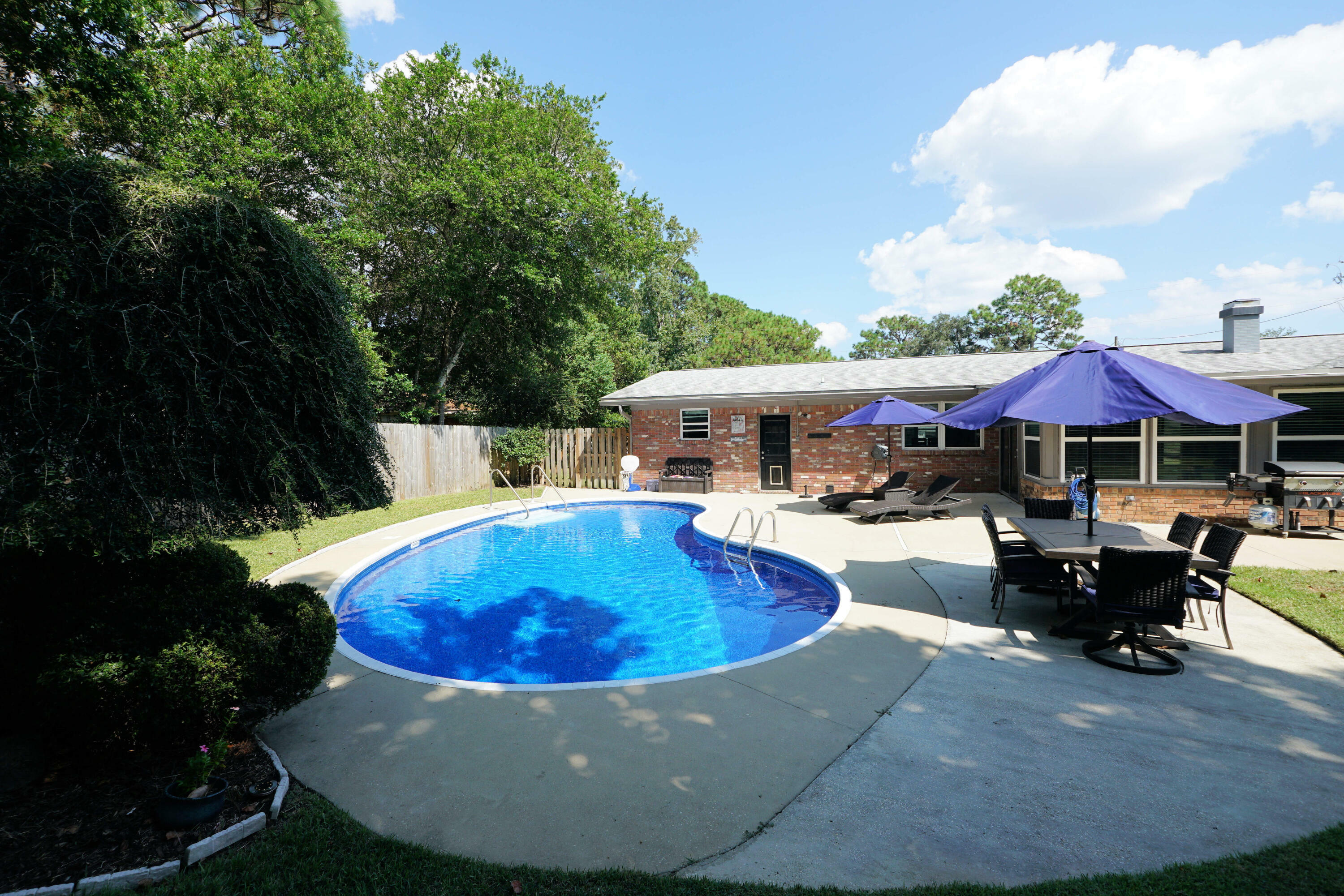 Property Photo:  39 James Drive  FL 32579 