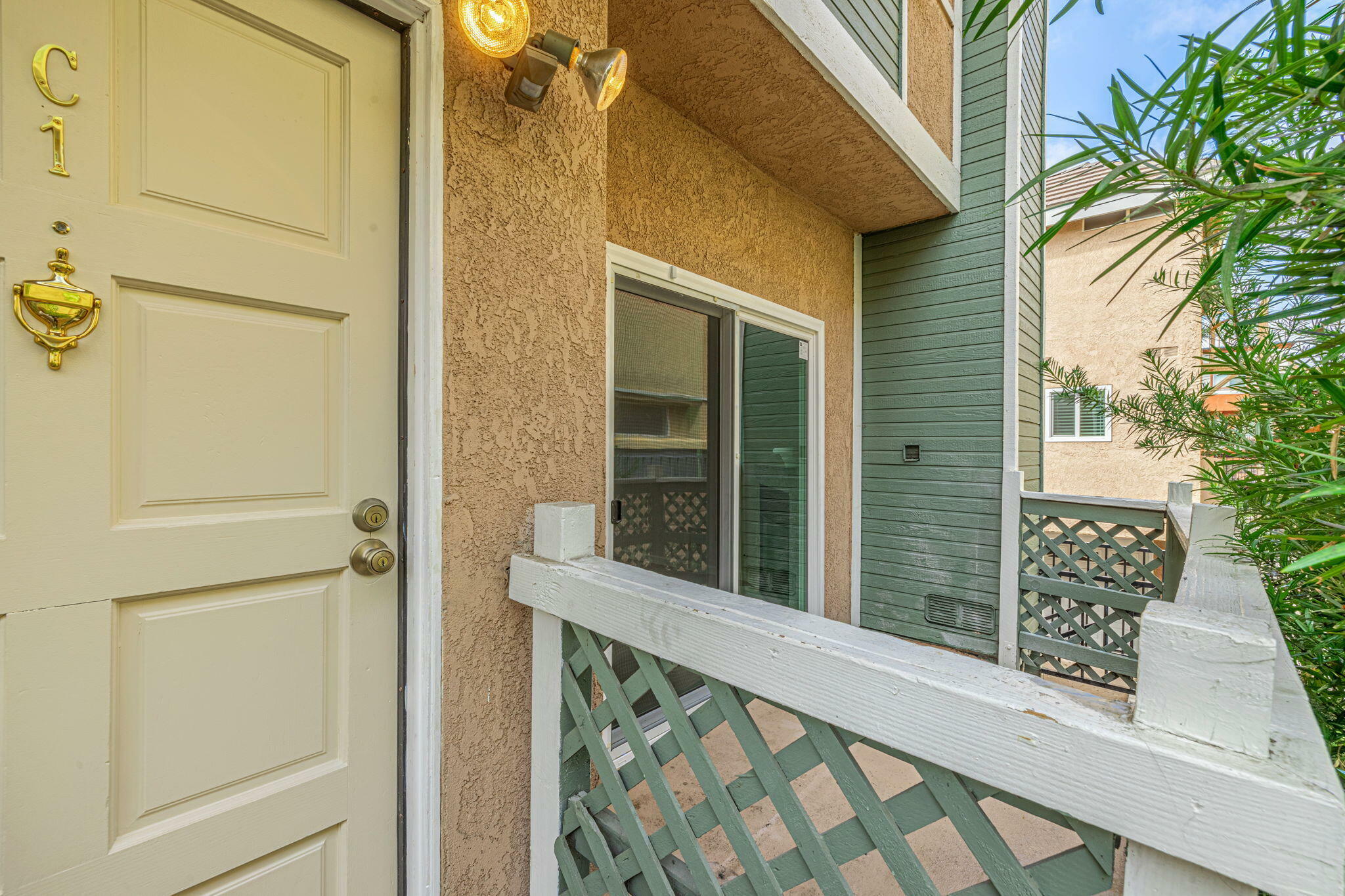 Property Photo:  8958 Burnet Avenue C1  CA 91343 