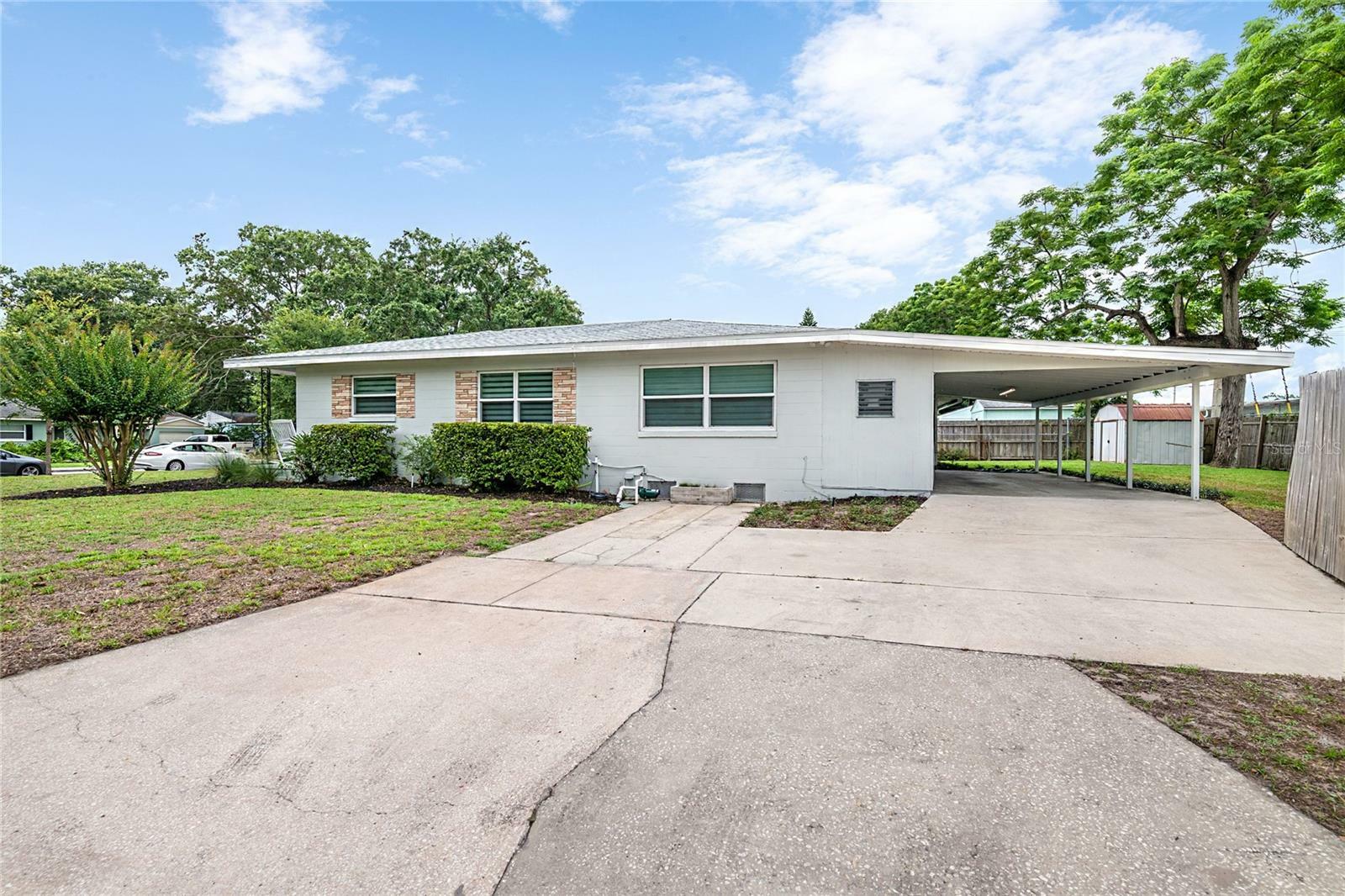 Property Photo:  3123 Raven Road  FL 32803 