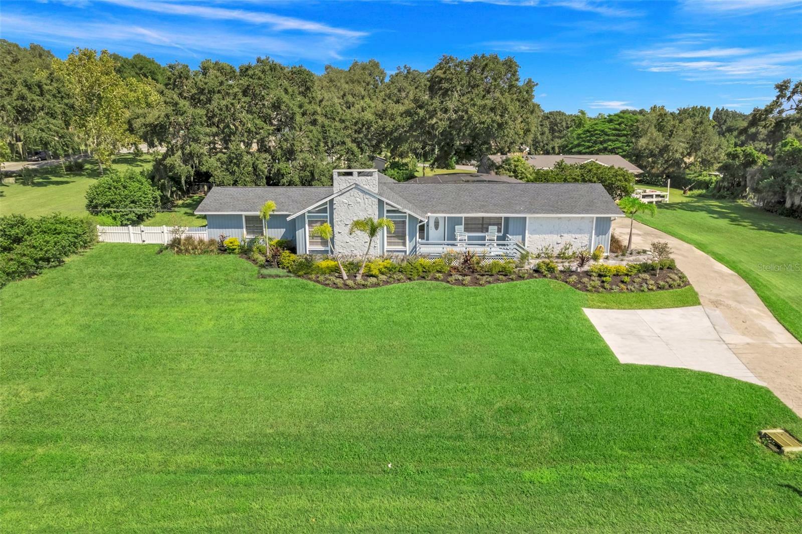 Property Photo:  11329 Lake Minneola Shores  FL 34715 