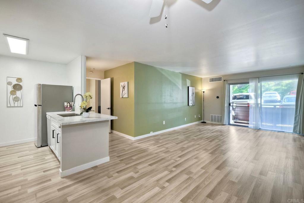 Property Photo:  1621 Hotel Circle E111  CA 92108 