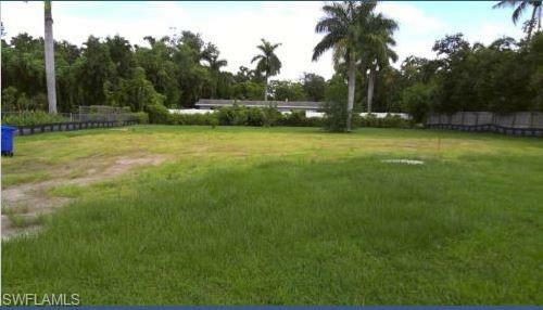 Property Photo:  1311 Jambalana Ln  FL 33901 