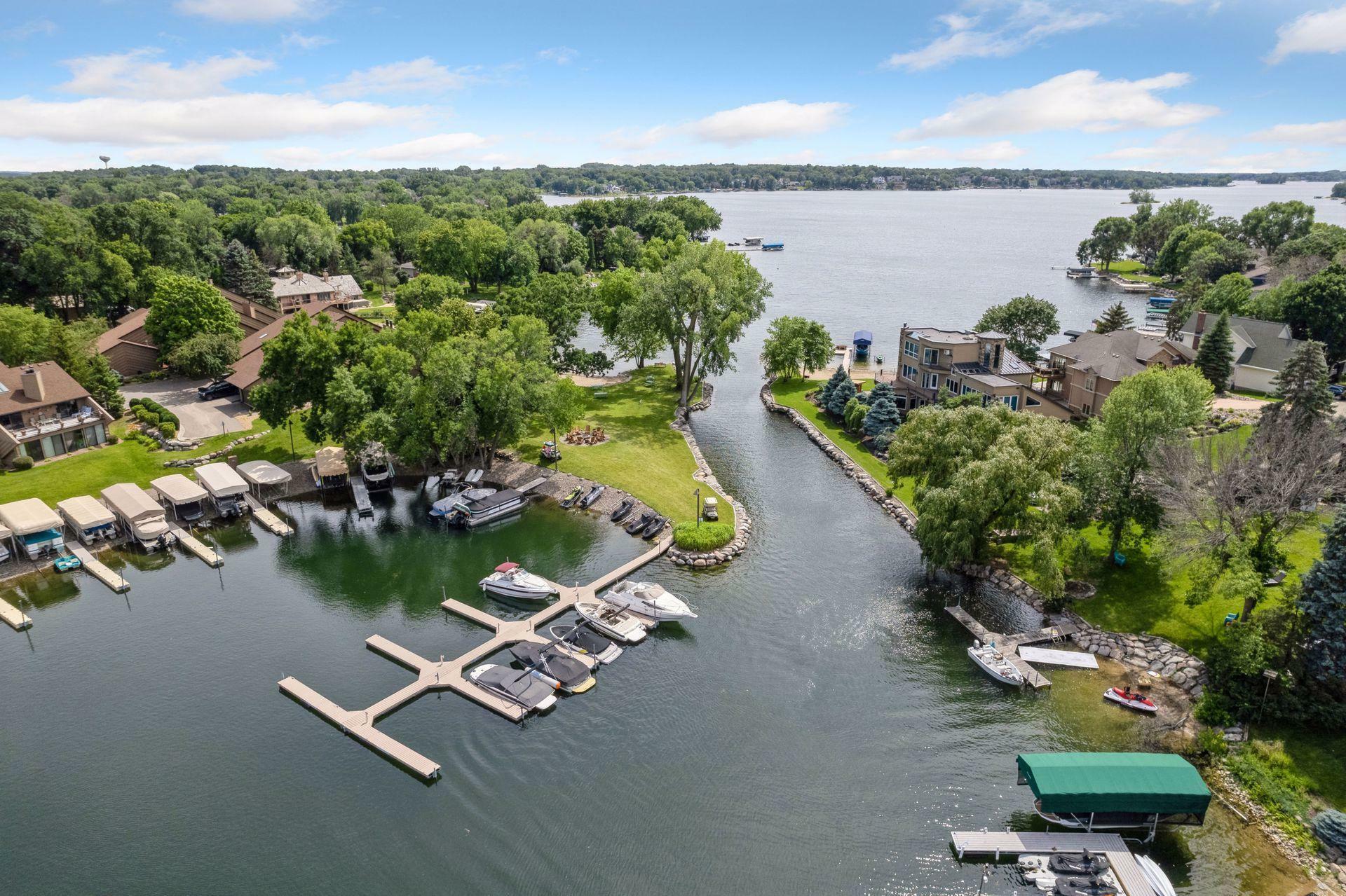 Property Photo:  6512 Harbor Place NE  MN 55372 