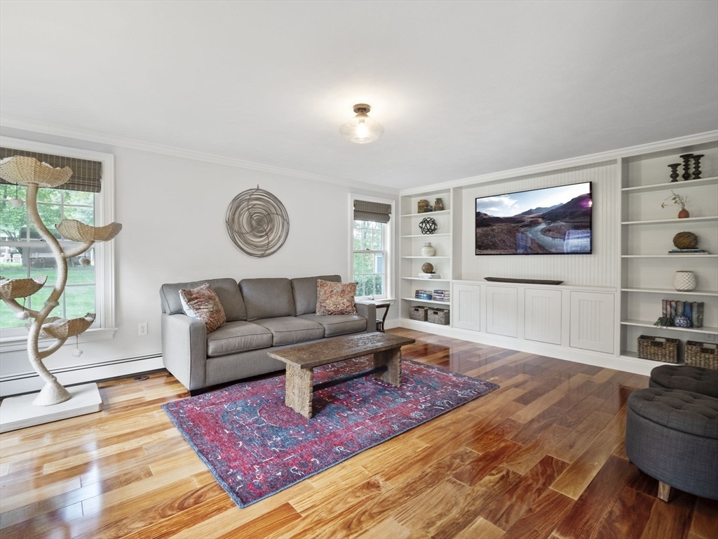 Property Photo: 275 Pleasant St MA 01827