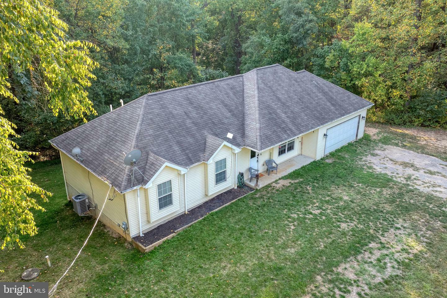 Property Photo:  1325 Furnace Road  PA 17309 