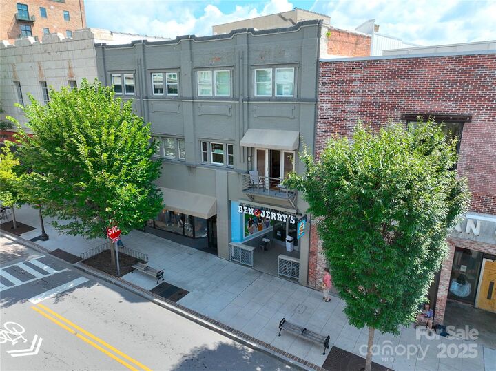 Property Photo:  21 Haywood Street 2B  NC 28801 