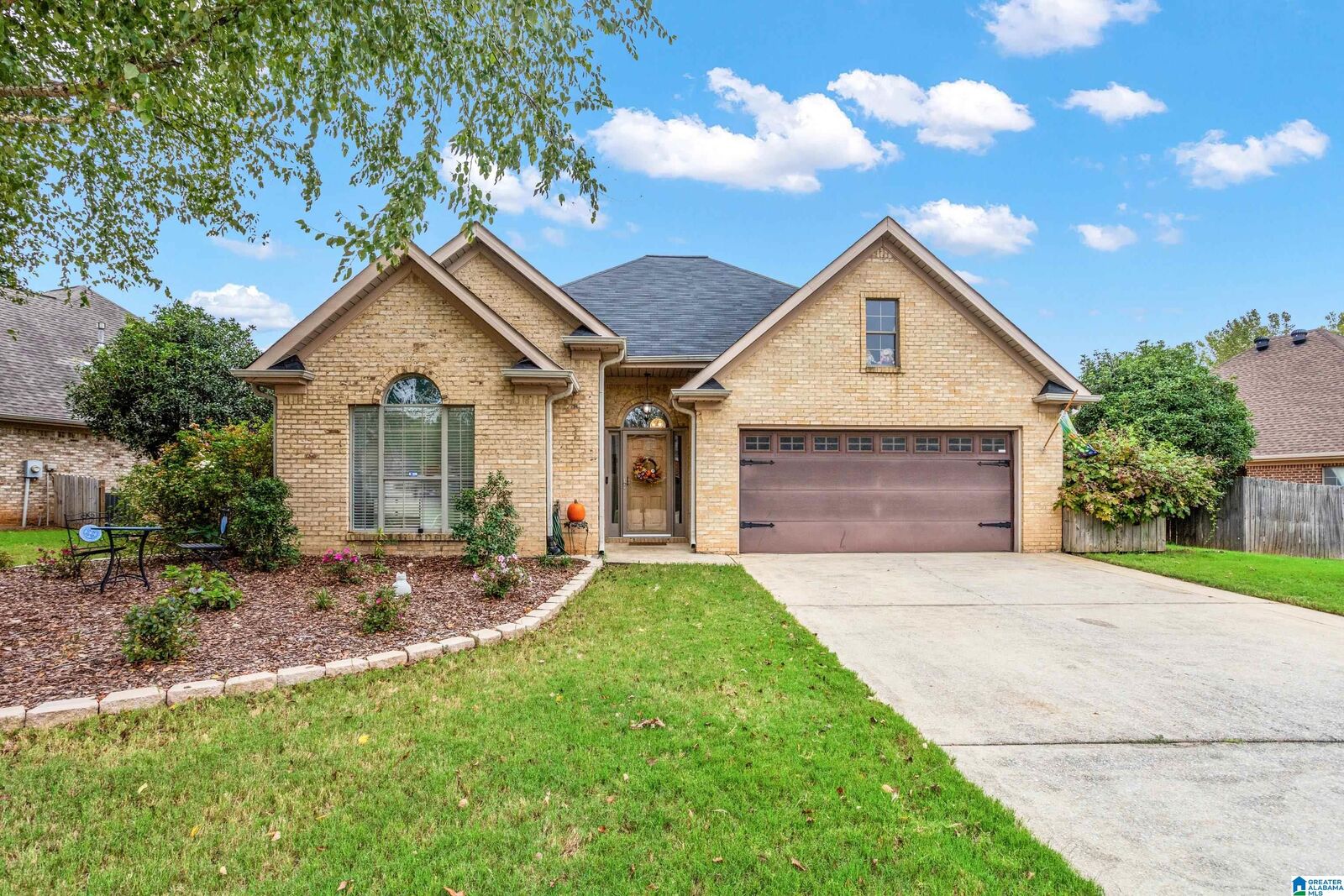 Property Photo: 133 Paddington Station AL 35114