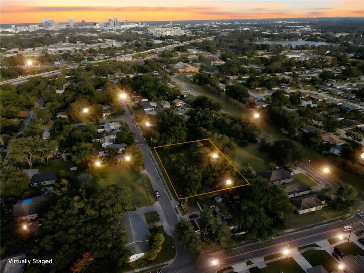 Property Photo:  3316 Lawrence Street  FL 32805 