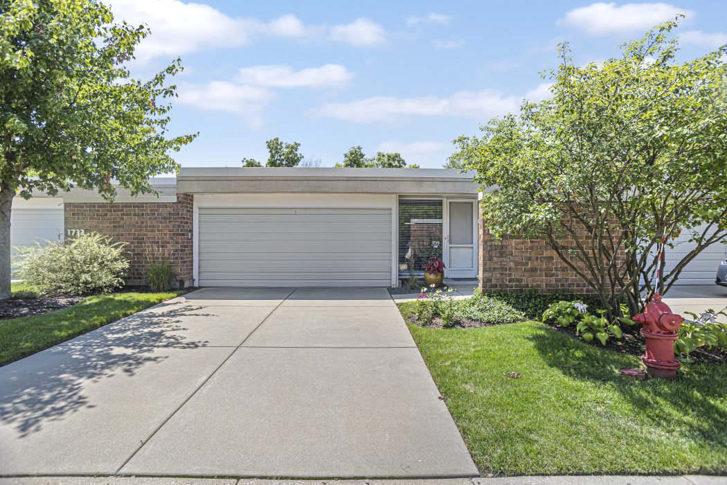 Property Photo:  1739 Seton Road  IL 60062 