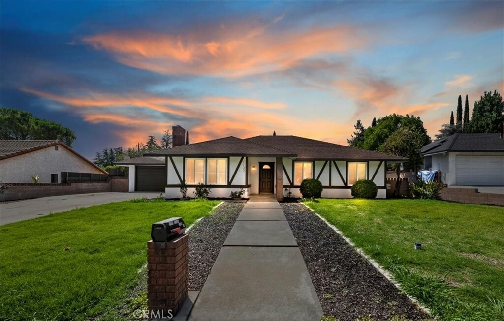 Property Photo:  1133 Elisa Dawn Drive  CA 92220 