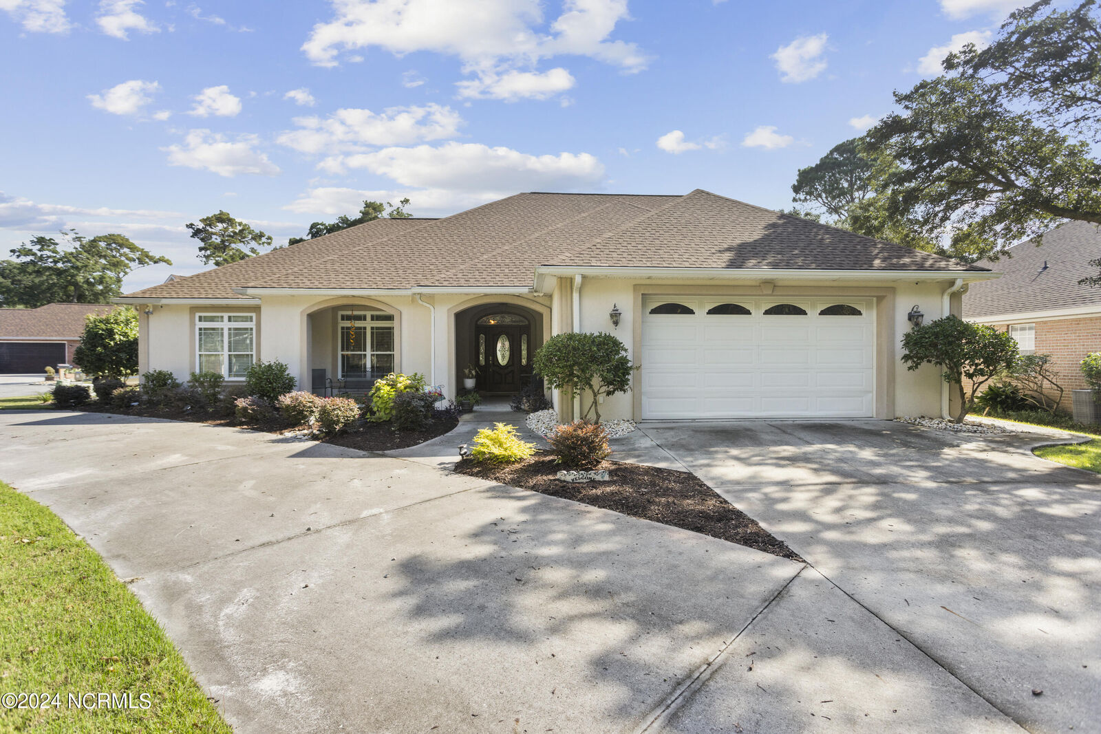 Property Photo: 1866 Oak Harbour Drive SW NC 28469