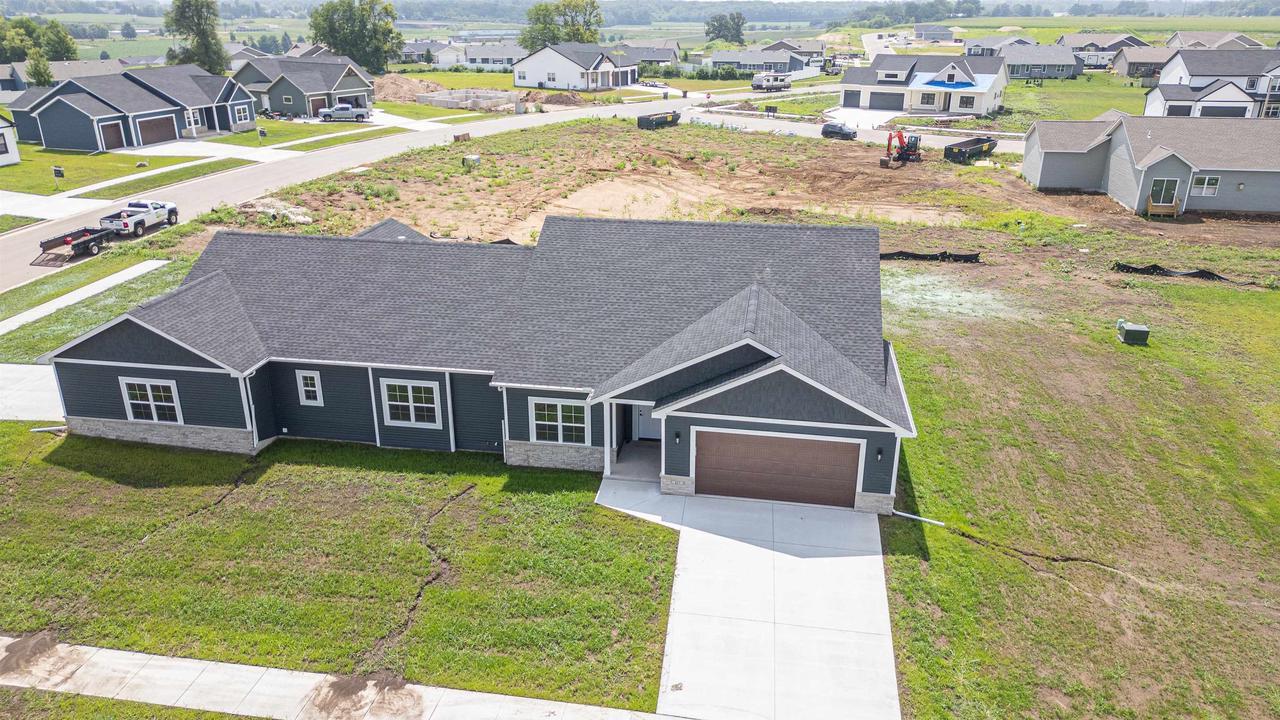 Property Photo: 167 East Ash Lane WI 53563